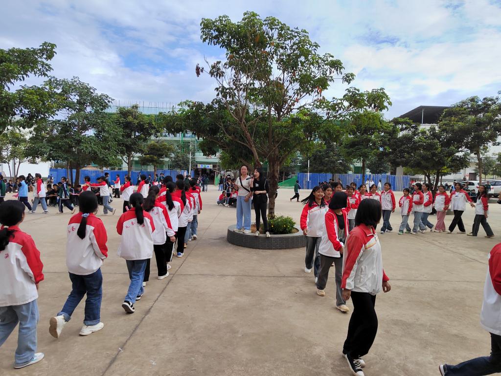 5d9c89.jpg