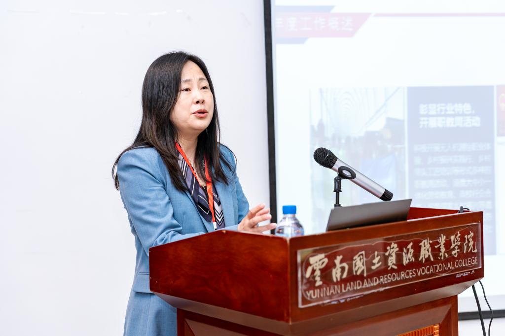 3吴佳丽.JPG
