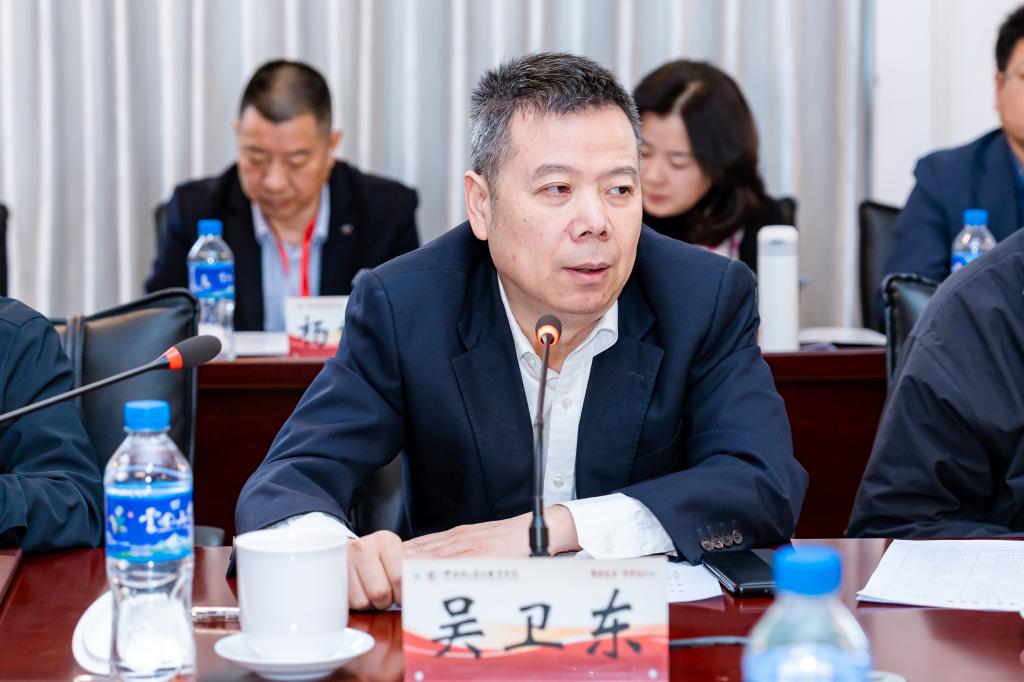 主持:吴卫东.JPG